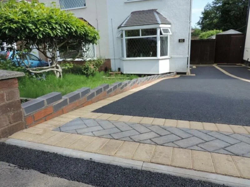 Tarmac Driveway Bordering